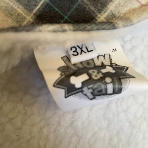 Show & Tail Dog Coat - Picture 8 of 12